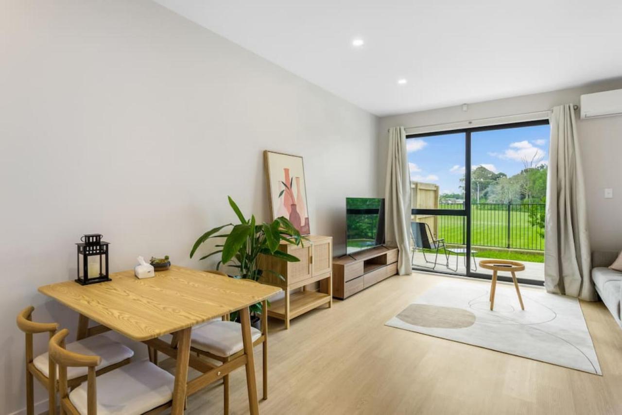 Urban Glow Townhouse With Parking Apartment Auckland Exterior photo